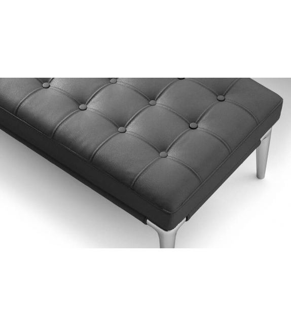 L26 Volage Cassina Bank