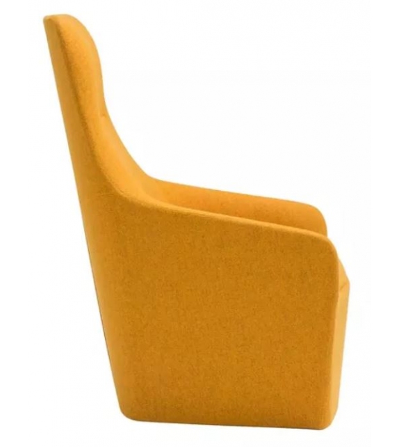 Alya Andreu World Armchair