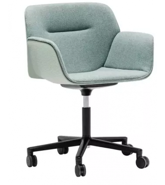 Nuez Andreu World Swivel Armchair