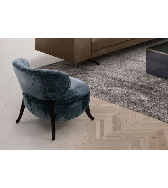 Oleandra Bodema Armchair