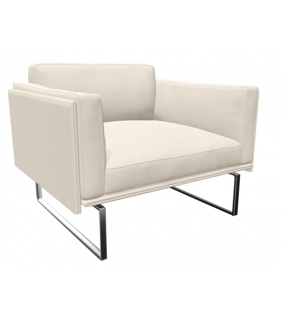 8 207 Cassina Butaca