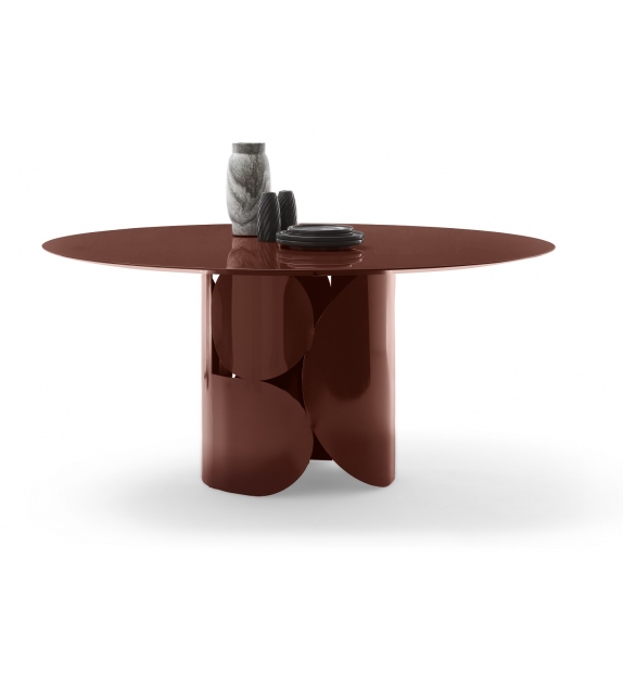 Shape Mogg Table