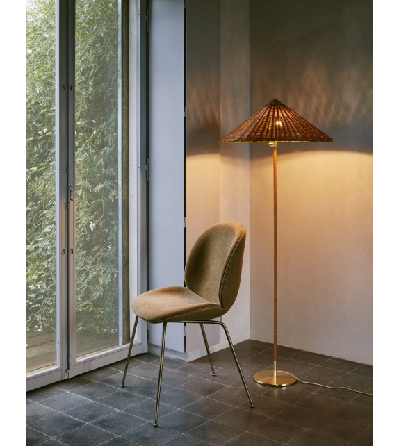 9602 Gubi Floor Lamp