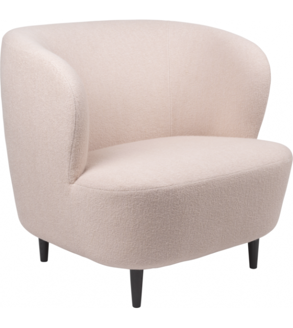 Stay Lounge Gubi Armchair with Legs