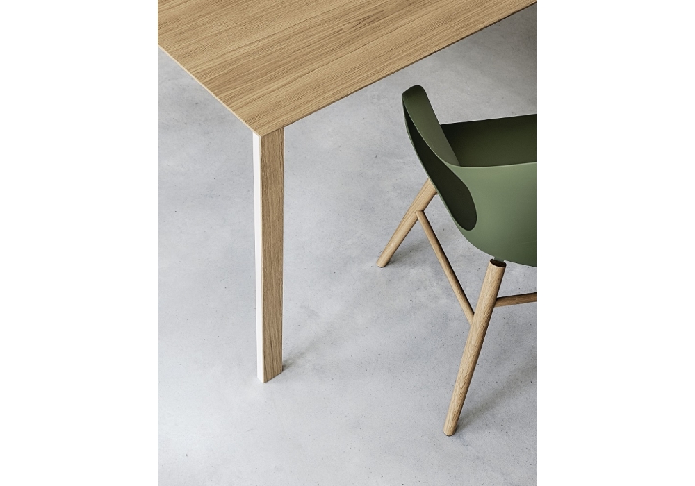 THIN-K Extending table By Kristalia