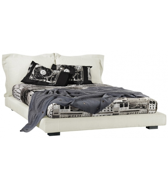 Nebula Five Bett Diesel with Moroso