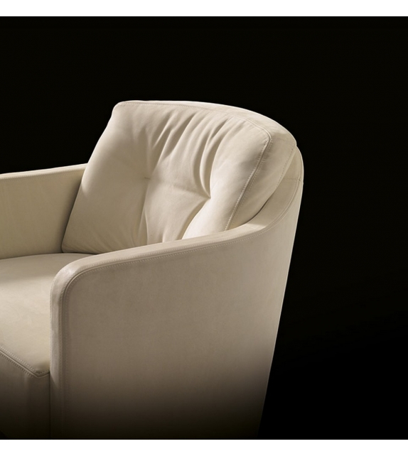 Musa Giorgetti Armchair