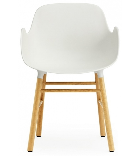 Form Normann Copenhagen Poltrona con Gambe In Legno