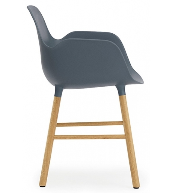 Form Normann Copenhagen Poltrona con Gambe In Legno