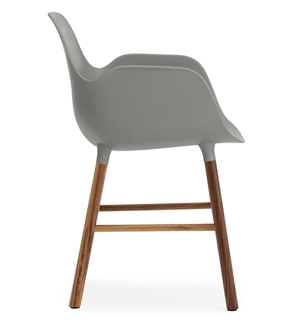 Form Normann Copenhagen Poltrona con Gambe In Legno