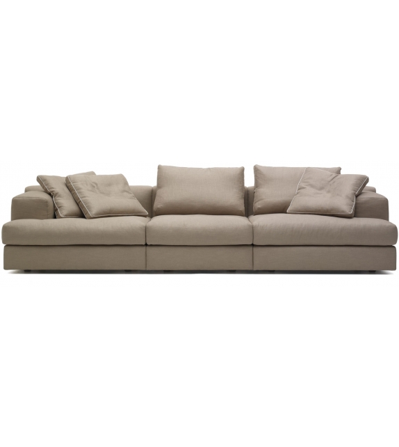 Cassina 192 / 193 Miloe Sofa