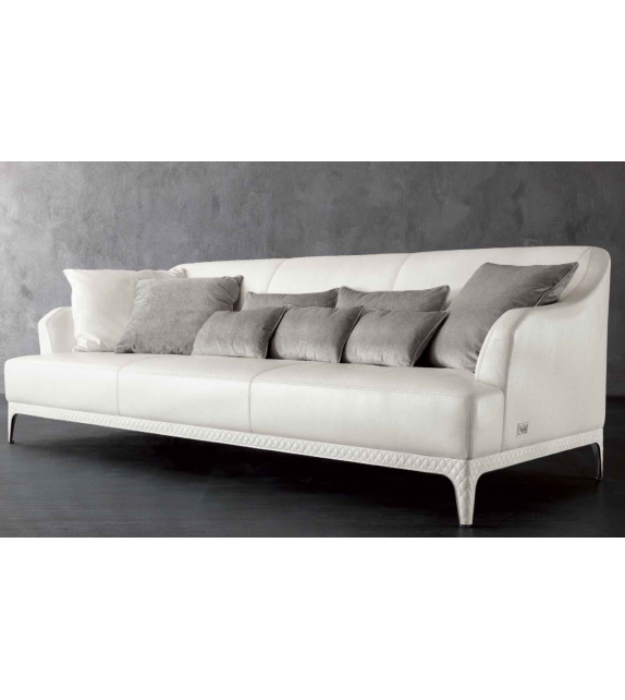 Oscar Sofa Rugiano