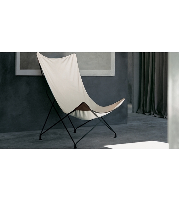 Lawrence Lounge Chair Roda