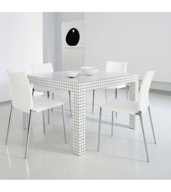 2600 Quaderna Zanotta Table