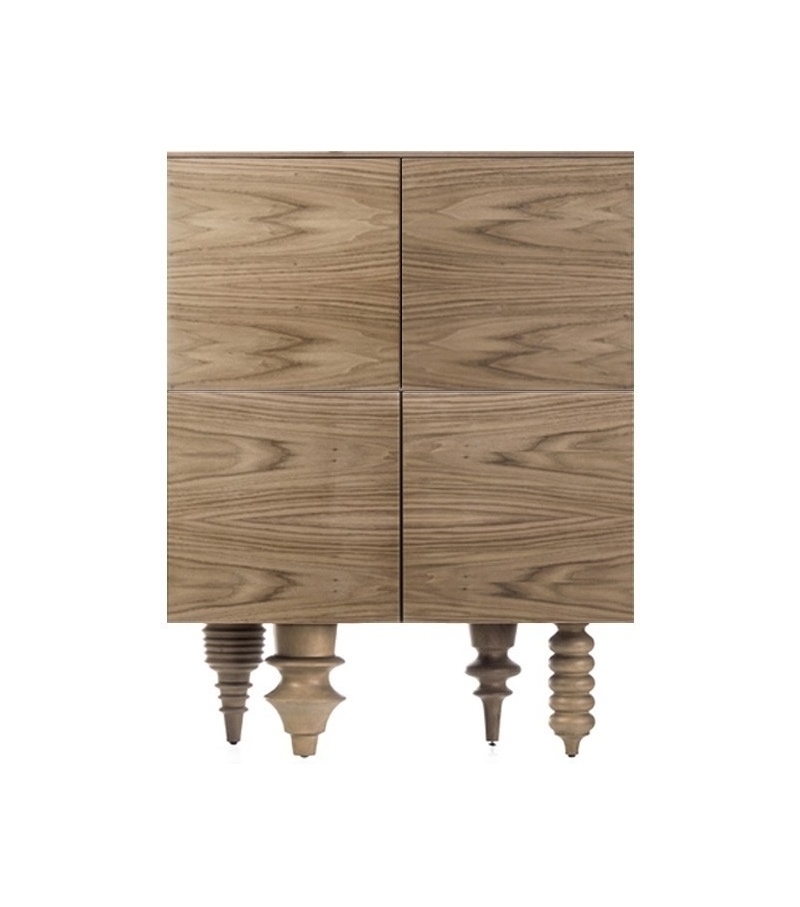 Multileg Cabinet Showtime Aparador Alto BD Barcelona Design