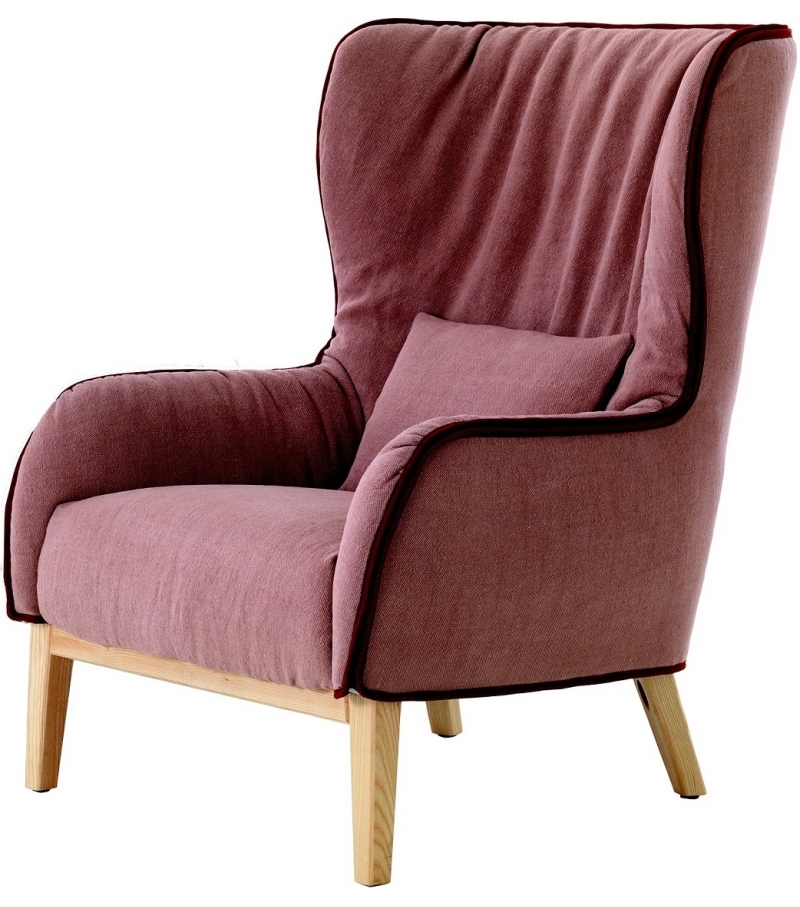 Bergère 19 Armchair With Wooden Base DePadova