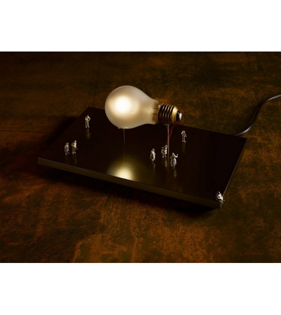 I Ricchi Poveri Monument For A Bulb Ingo Maurer Table Lamp