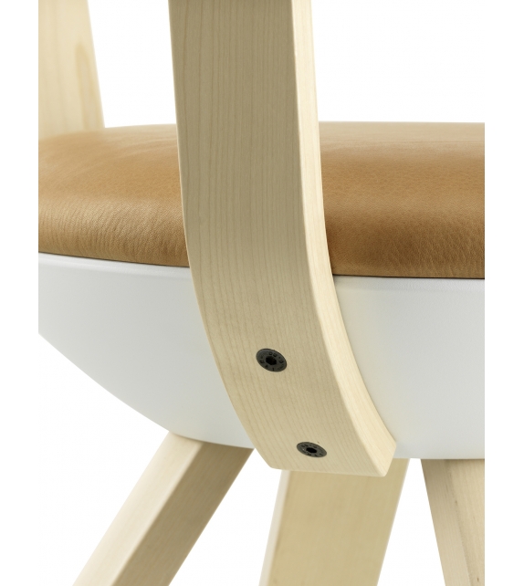 KG002 Rival Chair Artek Chaise