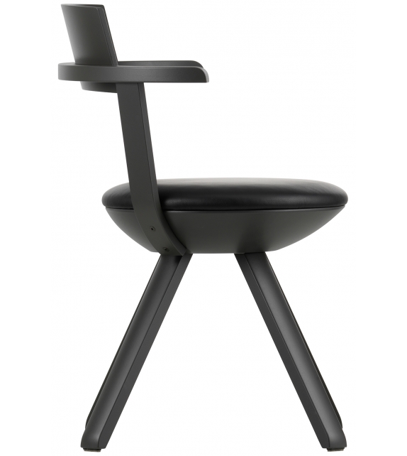 KG002 Rival Chair Artek