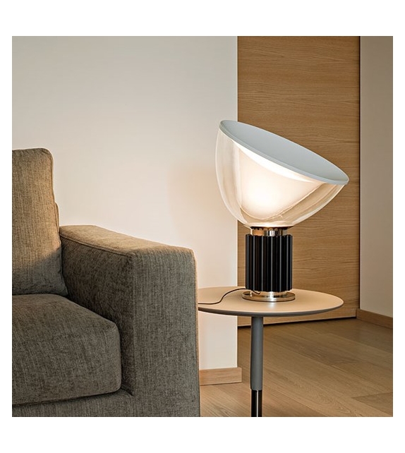 Taccia Small LED Flos Tischleuchte