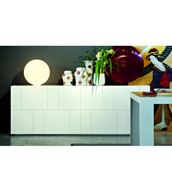 Ortelia Lema Sideboard