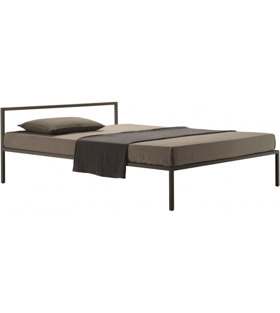 1706 Nyx Zanotta Bett