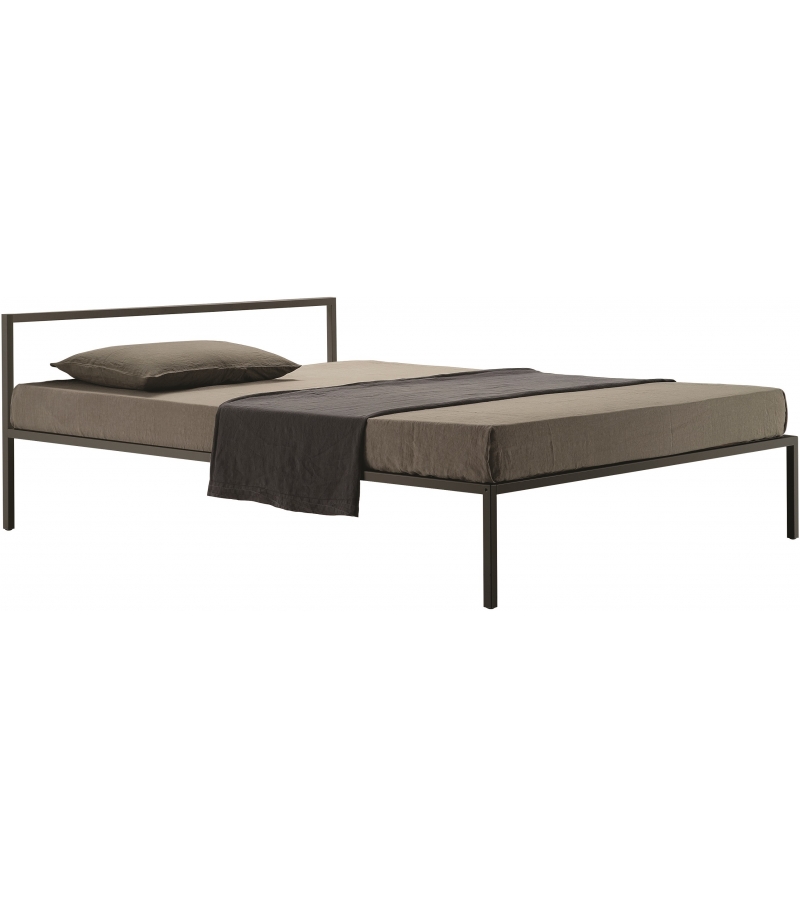 1706 Nyx Zanotta Bed