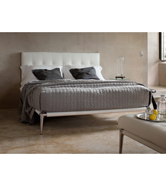 L26-L27 Volage Cassina Bed